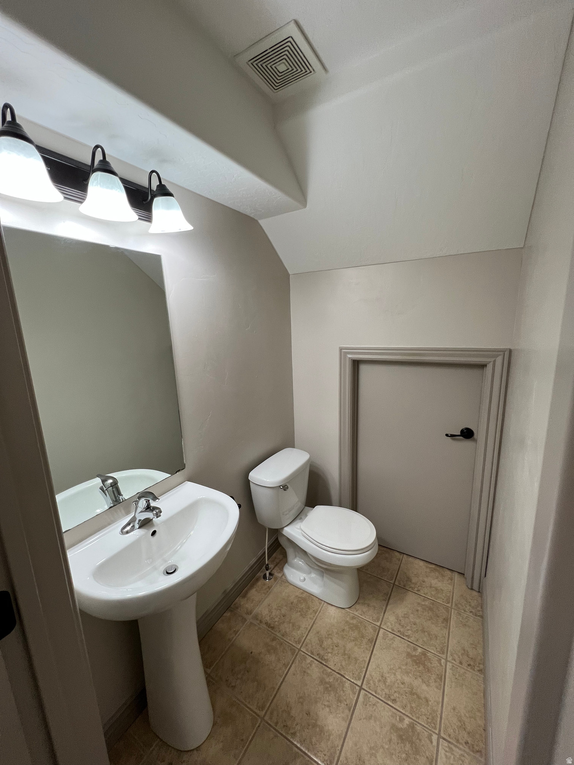 GATEWAY VILLAGE SUBD - Residential