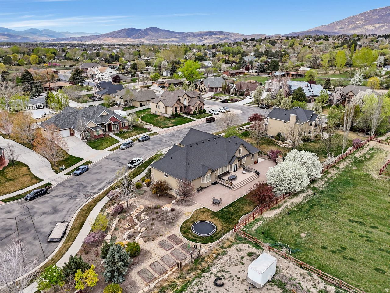 SHADY MEADOWS - Residential