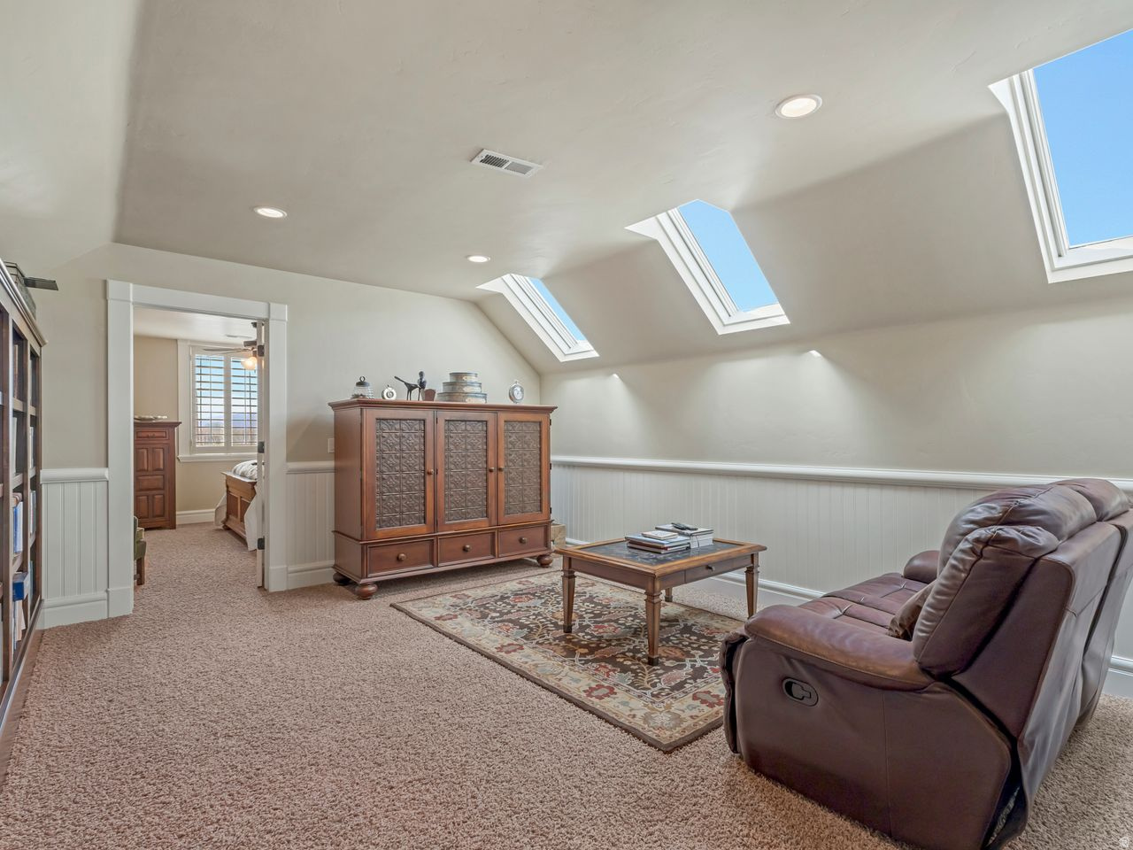 SHADY MEADOWS - Residential