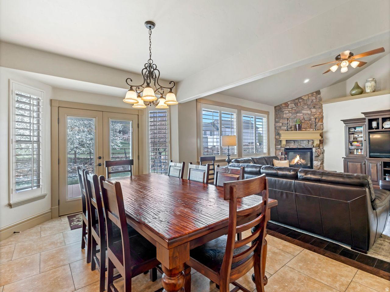 SHADY MEADOWS - Residential