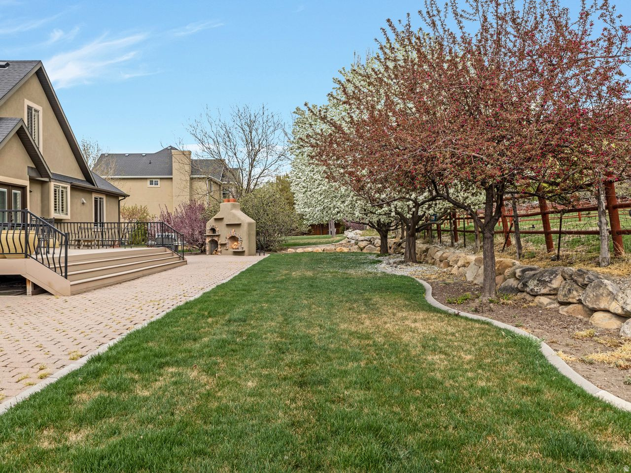 SHADY MEADOWS - Residential