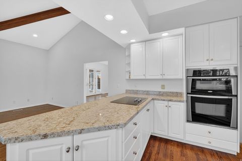 Tiny photo for 2106 E CONNOR PARK CV, Salt Lake City, UT 84109 (MLS # 2120372)