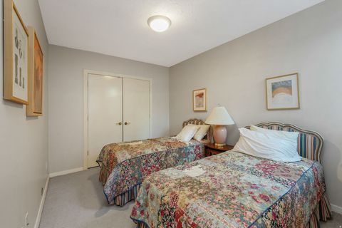 Tiny photo for 2106 E CONNOR PARK CV, Salt Lake City, UT 84109 (MLS # 2120372)