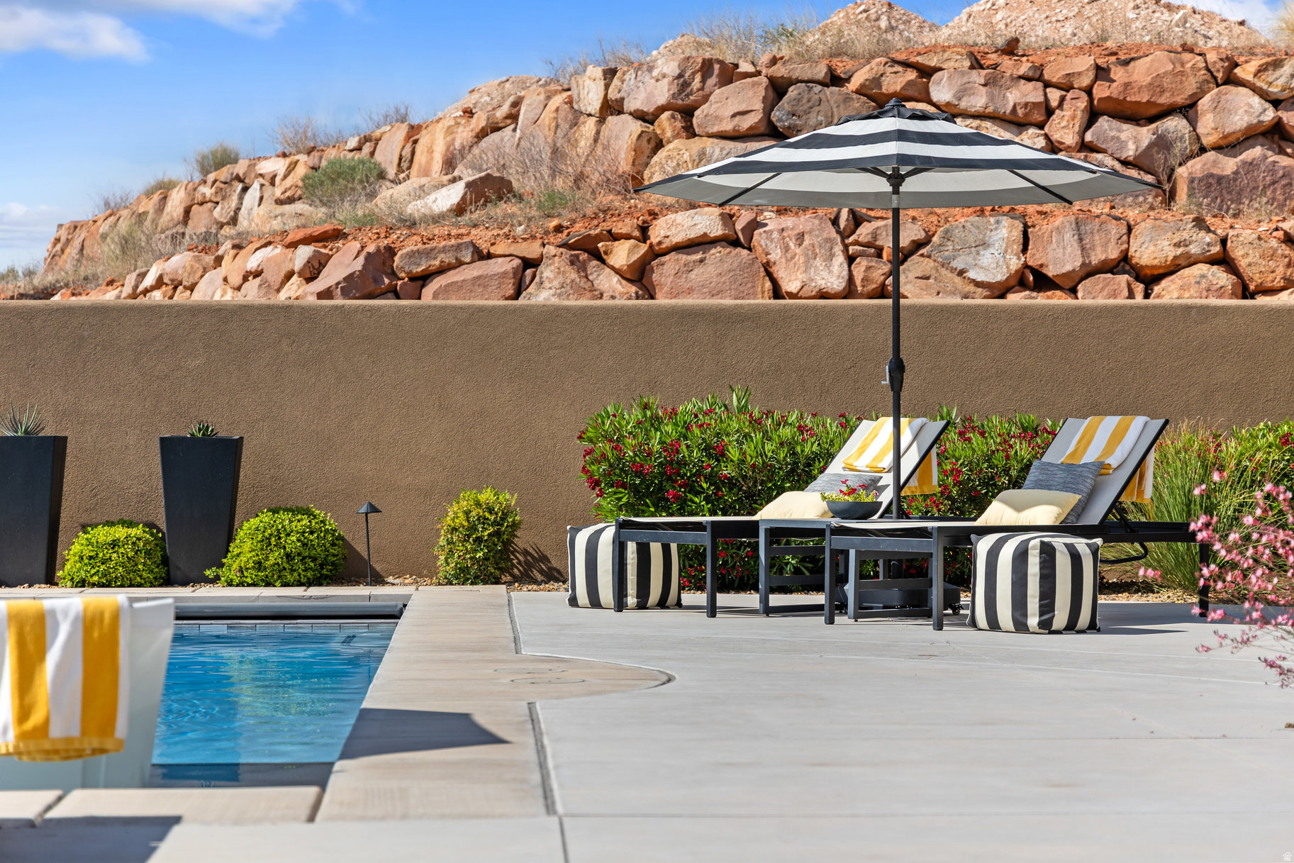 LEDGES OF ST GEORGE - Residential