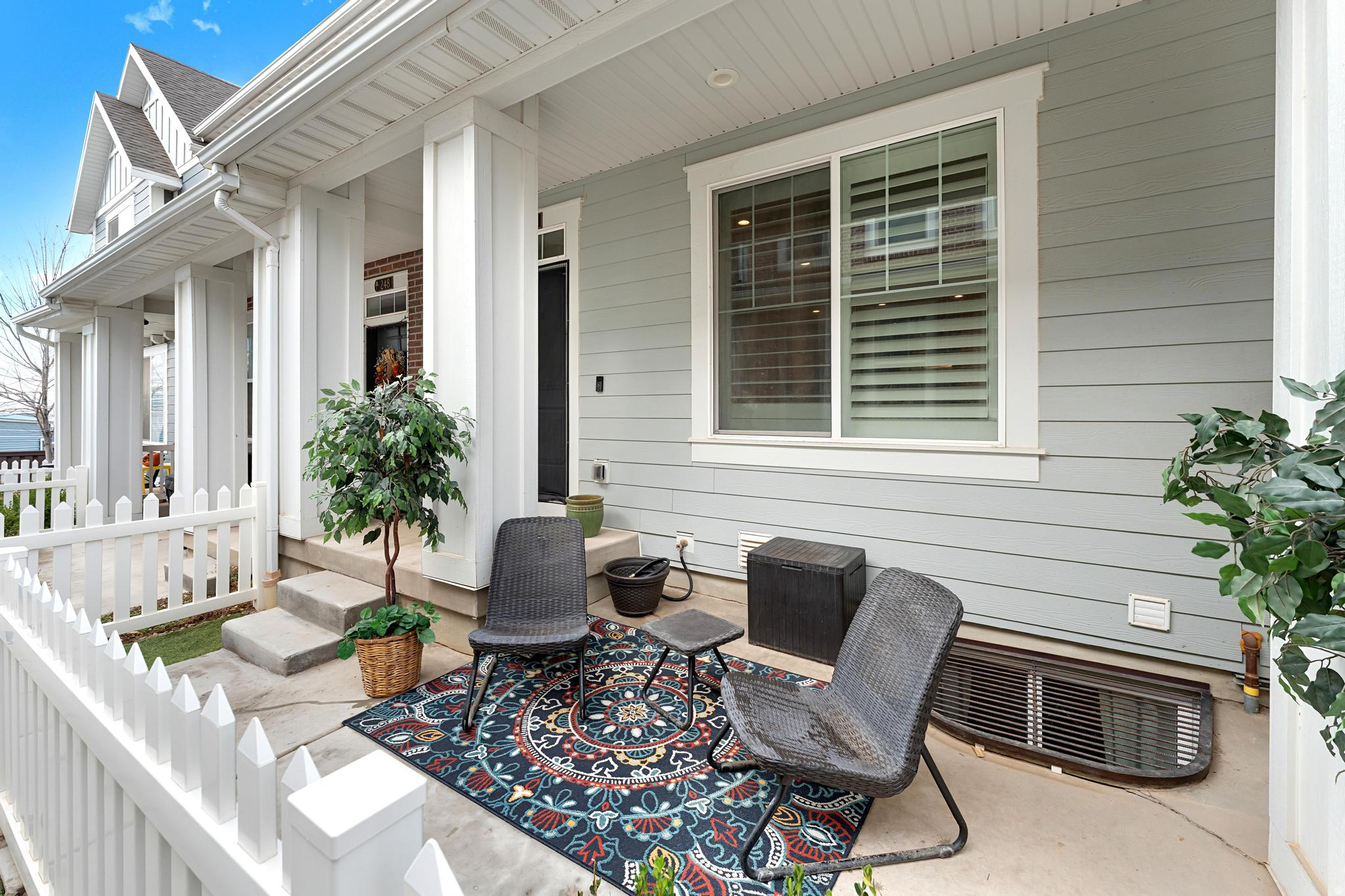 CHESHAM VILLAGE - Residential