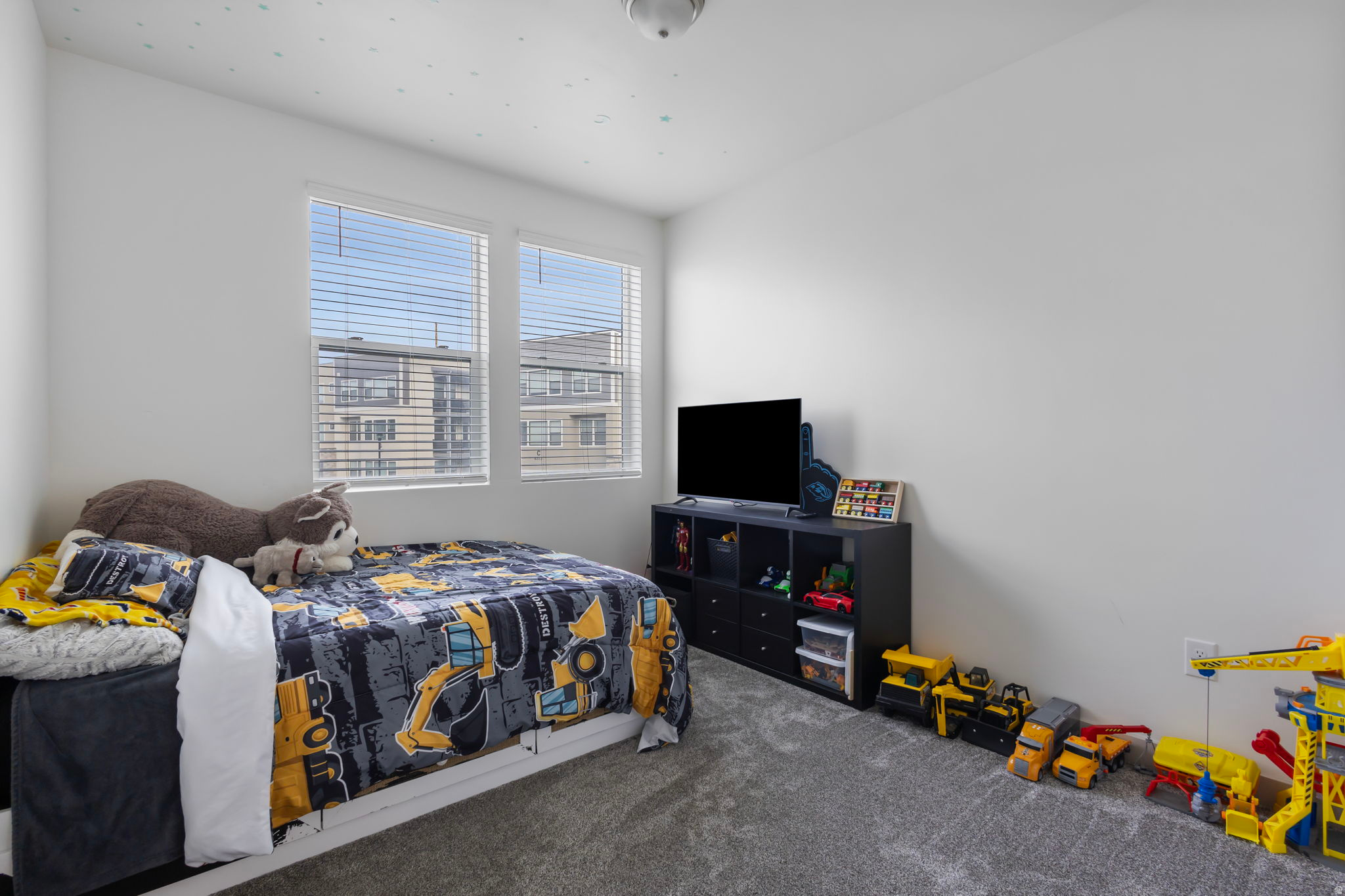 JORDAN HEIGHTS - Residential