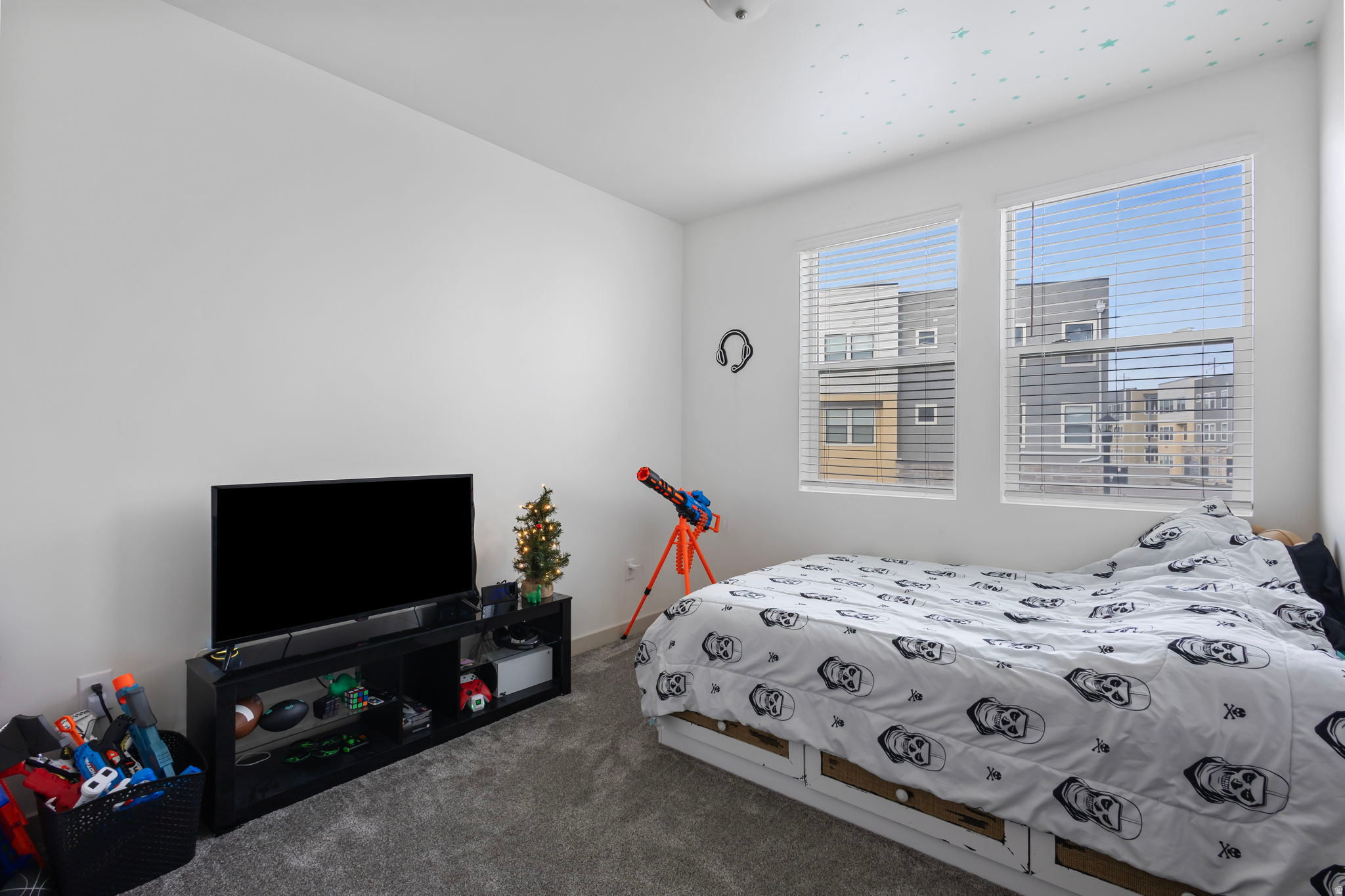 JORDAN HEIGHTS - Residential