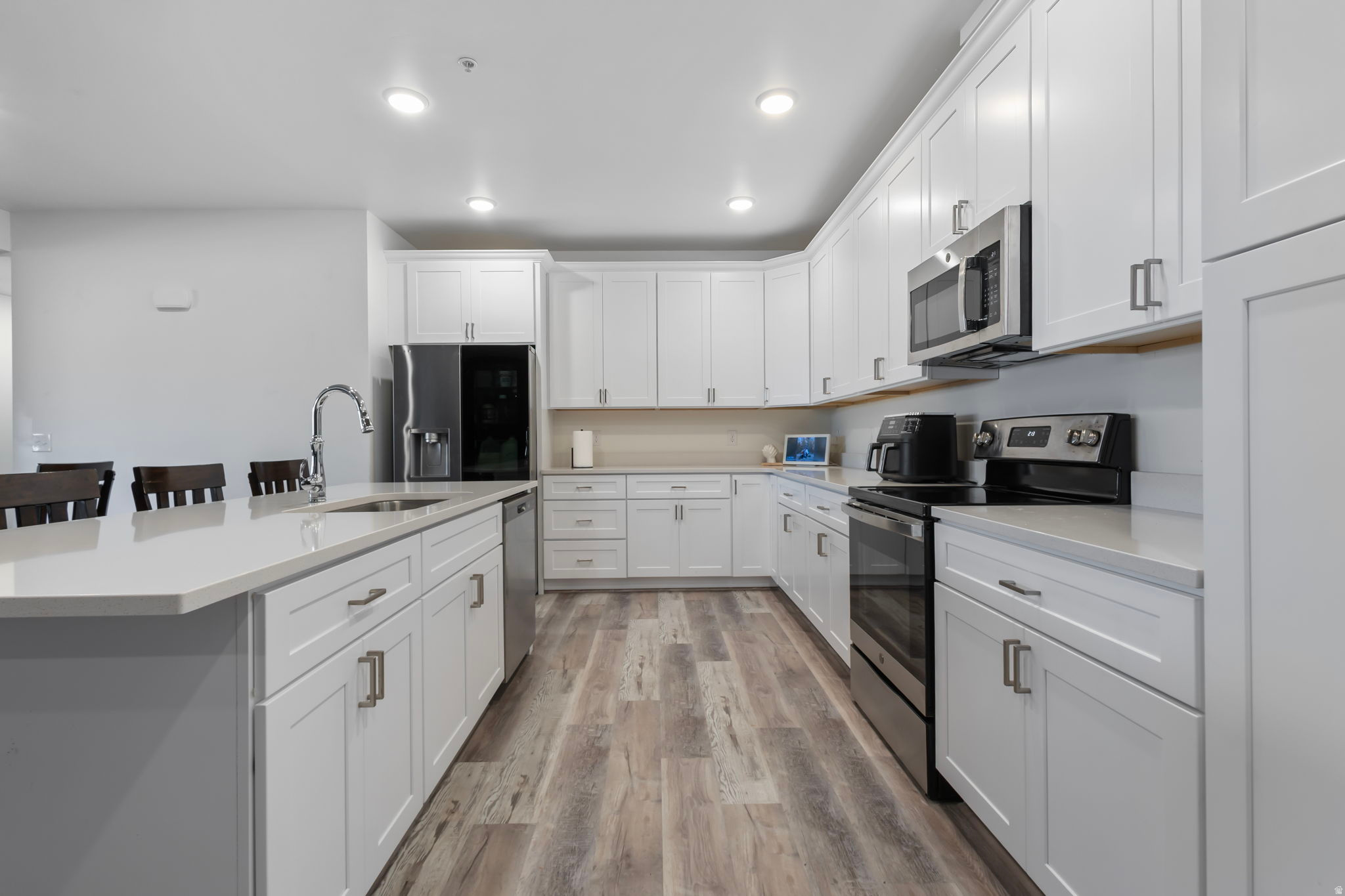 JORDAN HEIGHTS - Residential