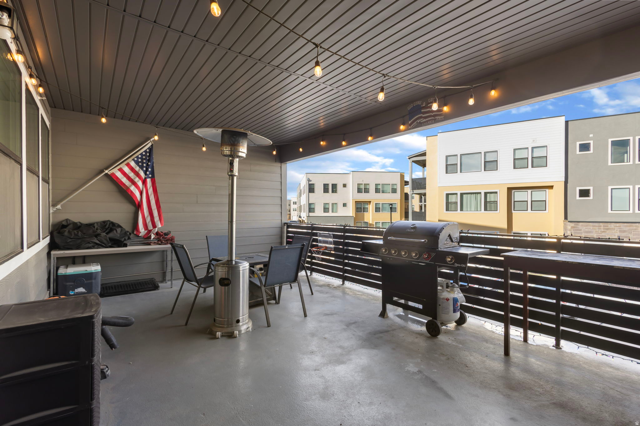 JORDAN HEIGHTS - Residential