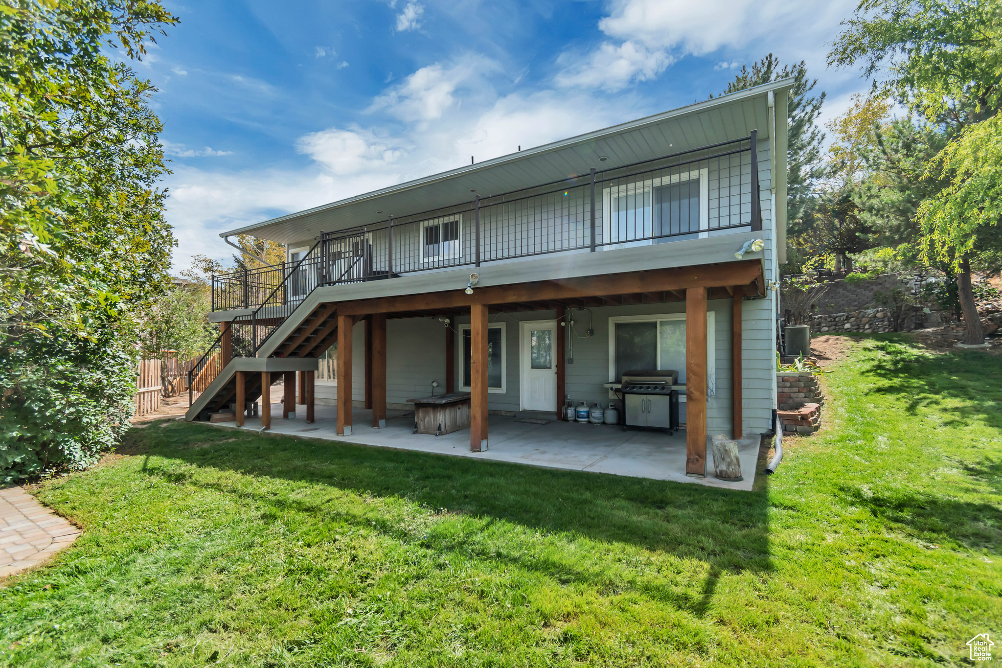 THE OAKS - Residential