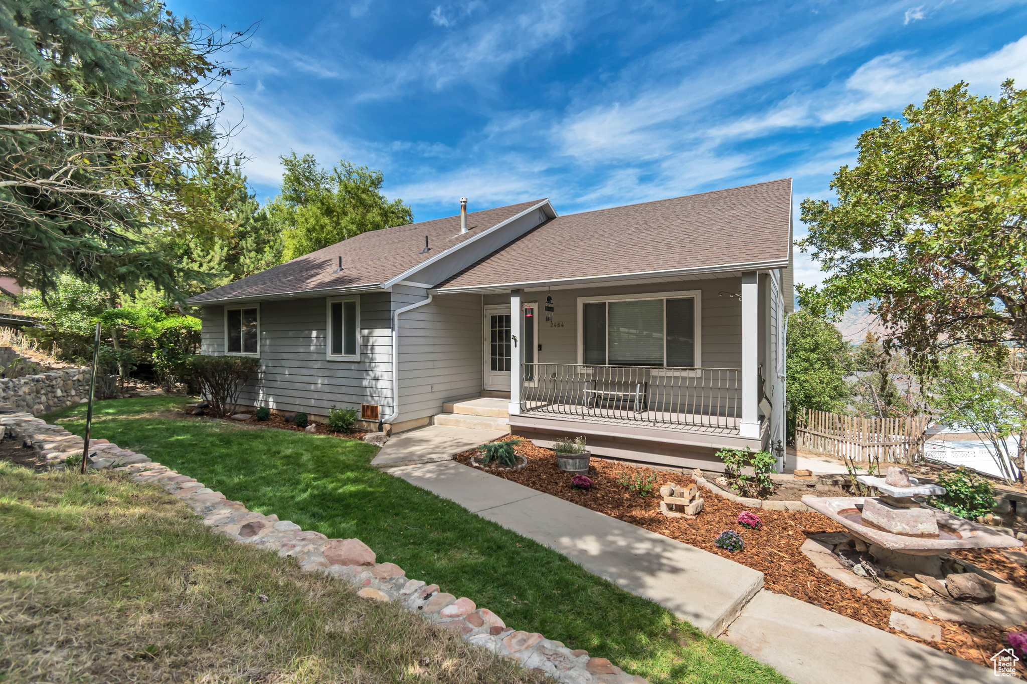 THE OAKS - Residential