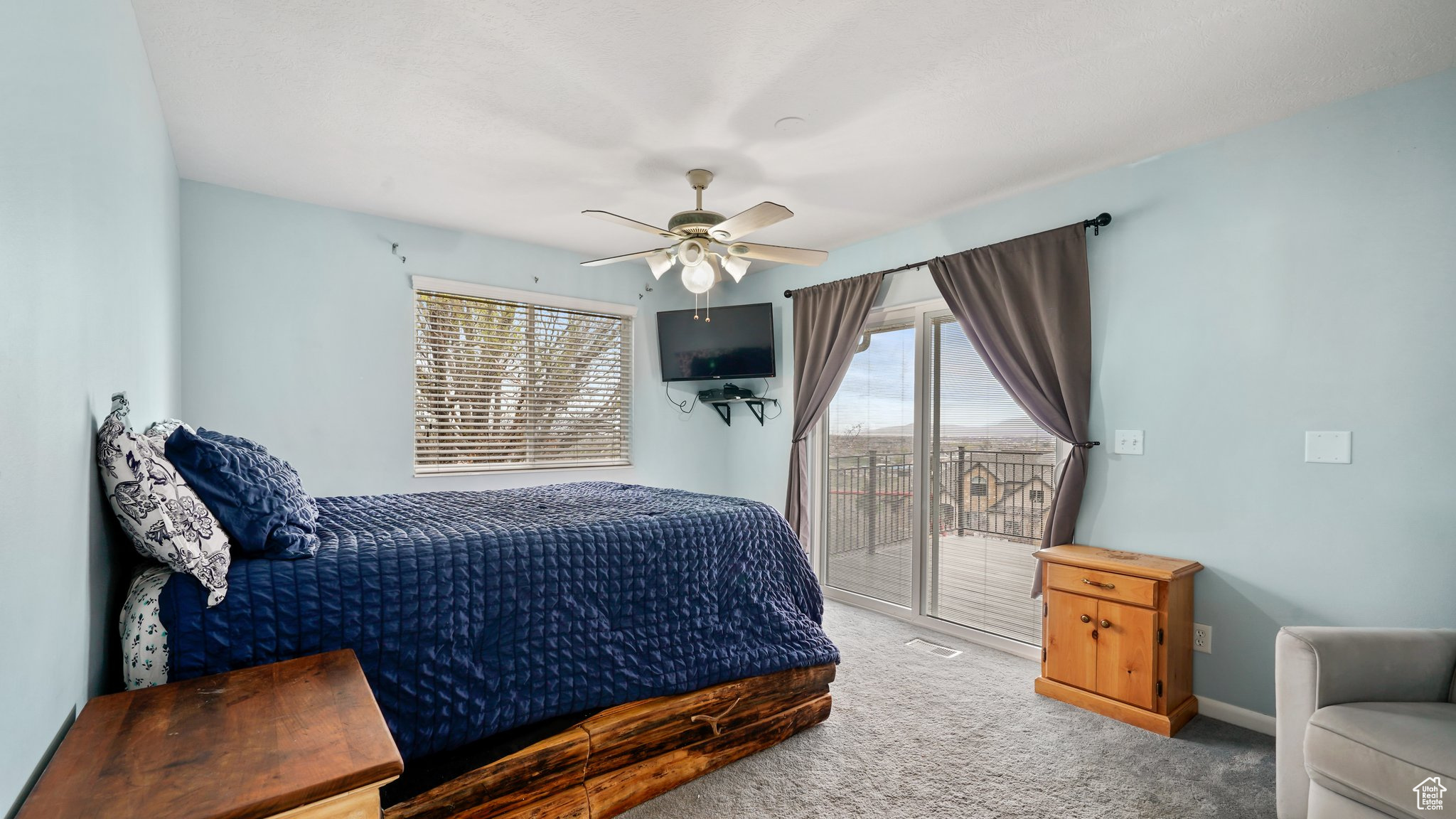 THE OAKS - Residential