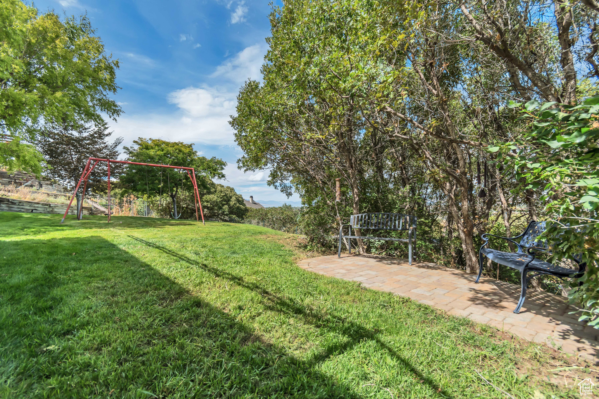 THE OAKS - Residential