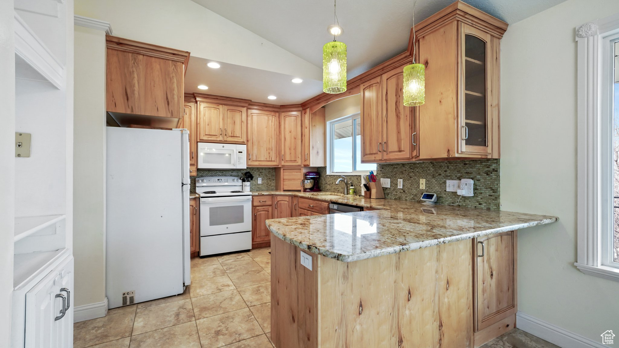 THE OAKS - Residential