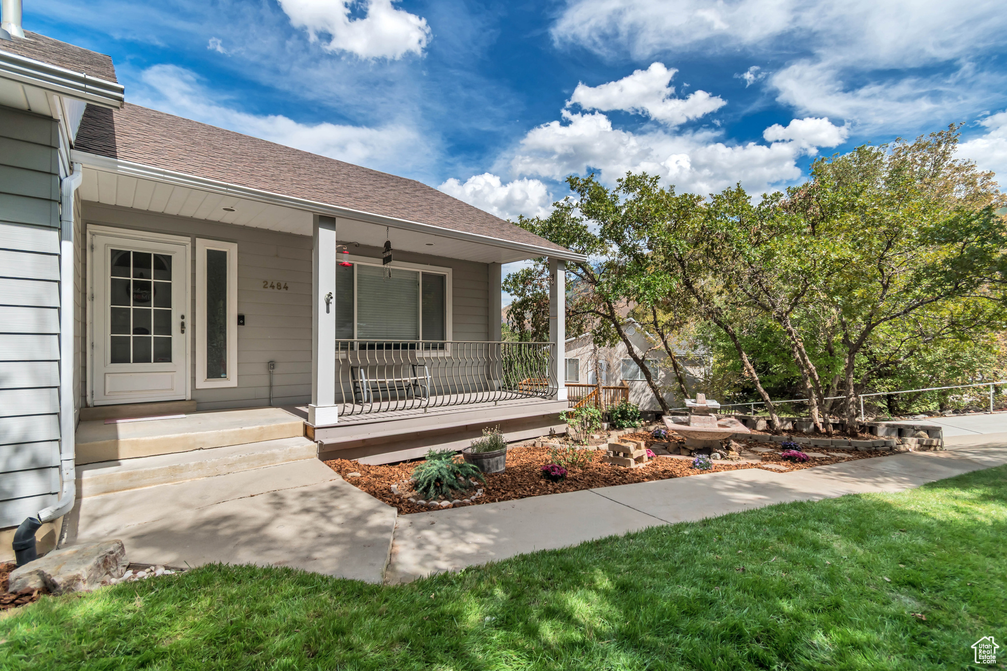 THE OAKS - Residential