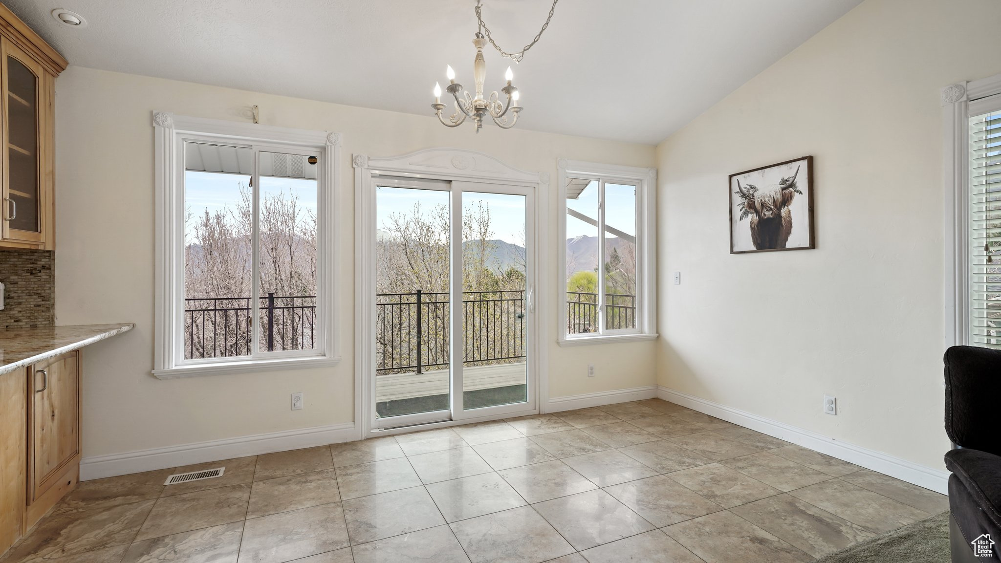 THE OAKS - Residential