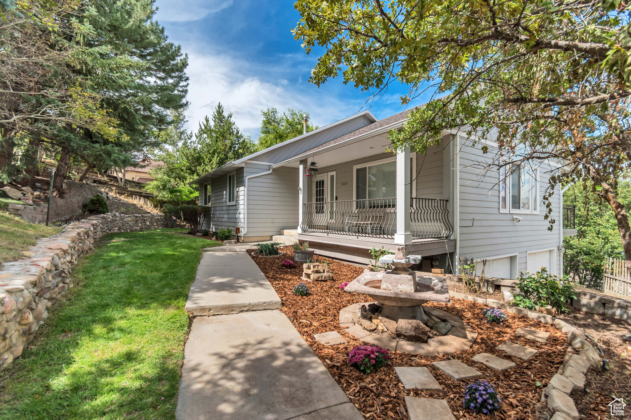 THE OAKS - Residential