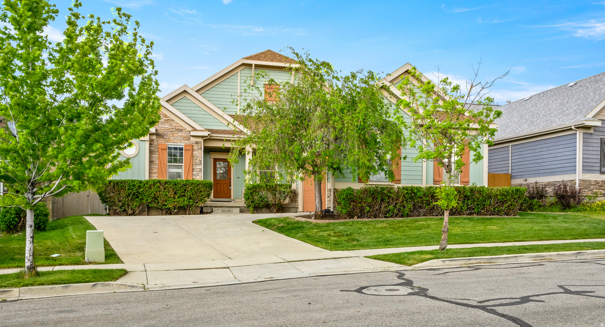 SHADOW RIDGE - Residential