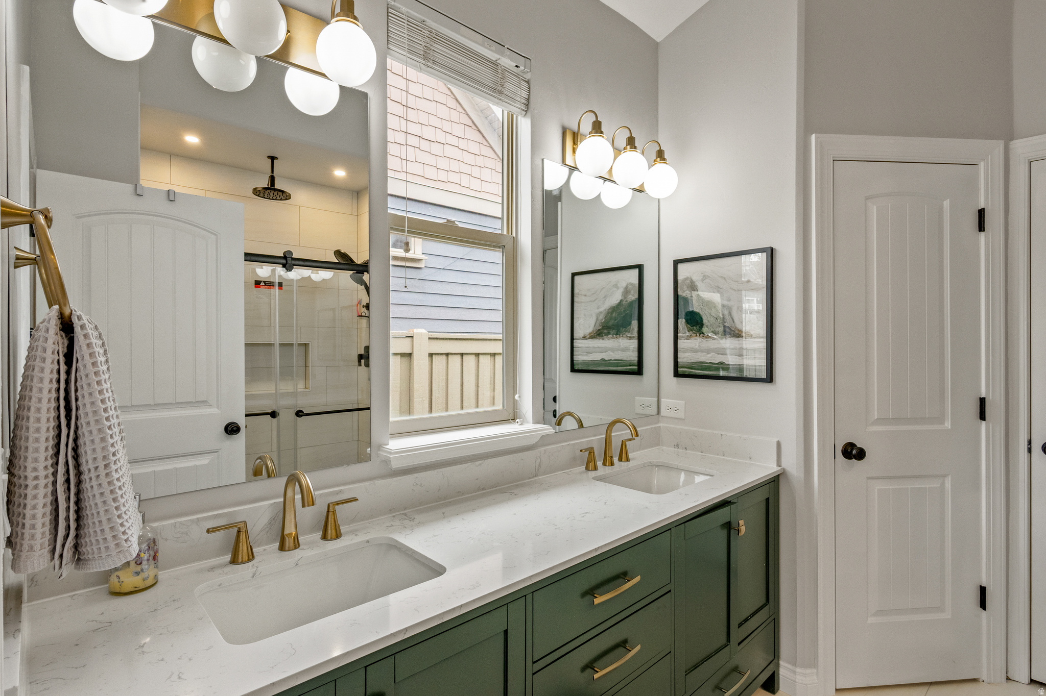 SHADOW RIDGE - Residential
