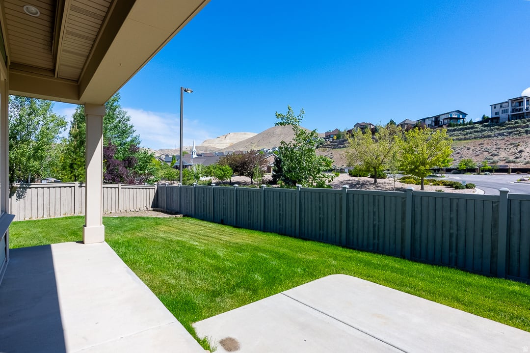 SHADOW RIDGE - Residential