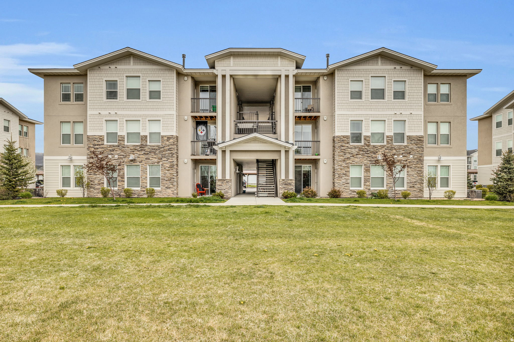 RANCH LANDING - Residential