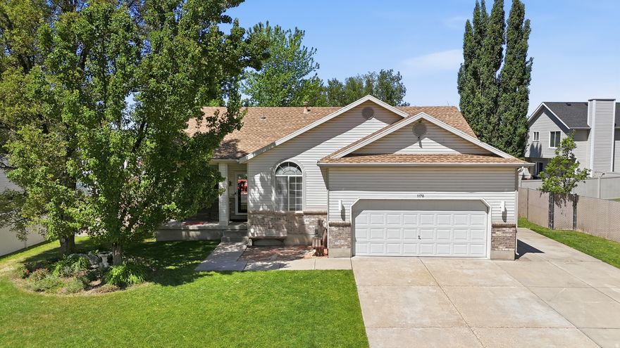 Beautifully maintained 4-bedroom 3-bathroom home in desirable Farmington. The main level has everything you need with 3 bedrooms and 2 full baths, including the master suite with soaking tub and separate shower, and dedicated laundry room. Downstairs, you'll find a kitchenette, bedroom with walk-in closet, full bathroom, spacious family room, gas fireplace, and plenty of storage. Step outside to a fully landscaped yard, deck with natural gas BBQ hookup,hot tub ready lower patio, storage shed with electric, above-ground pool, garden boxes, and mature trees. Countless upgrades, including all new kitchen appliances,RV parking with electrical hookup, whole-house water filter, reverse osmosis filtration system for drinking water, whole-house humidifier, and smart thermostat. Square footage figures are provided as a courtesy estimate only and were obtained from an appraisal.  Buyer is advised to obtain an independent measurement.