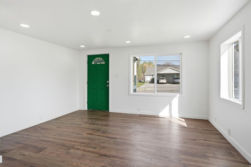 Photo of 531 N GARDEN ST E, Tooele, UT 84074 (MLS # 2145783)