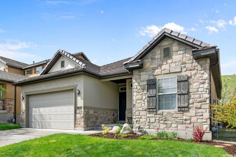 Photo of 2037 E BROOKINGS DR, Draper (UT Cnty), UT 84020 (MLS # 2152555)