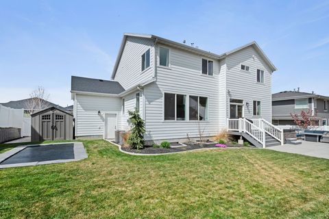 Tiny photo for 572 E ROCKWELL VIS, Draper, UT 84020 (MLS # 2147749)