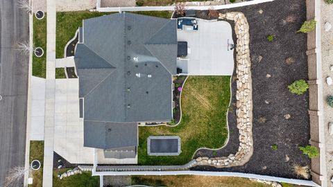 Tiny photo for 572 E ROCKWELL VIS, Draper, UT 84020 (MLS # 2147749)