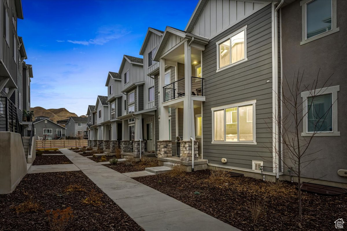 DAY RANCH TOWNS PHASE 2 - Residential