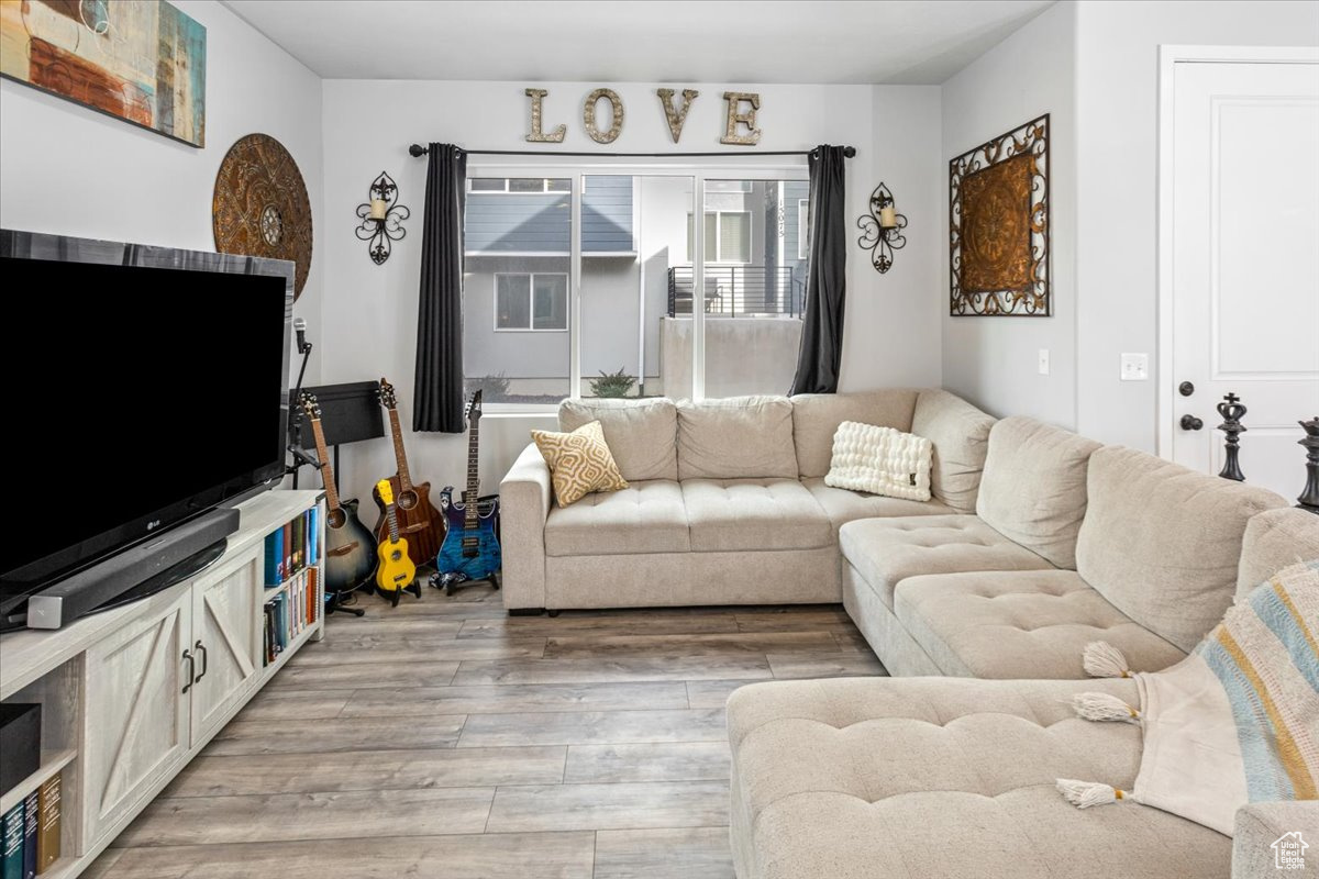 DAY RANCH TOWNS PHASE 2 - Residential