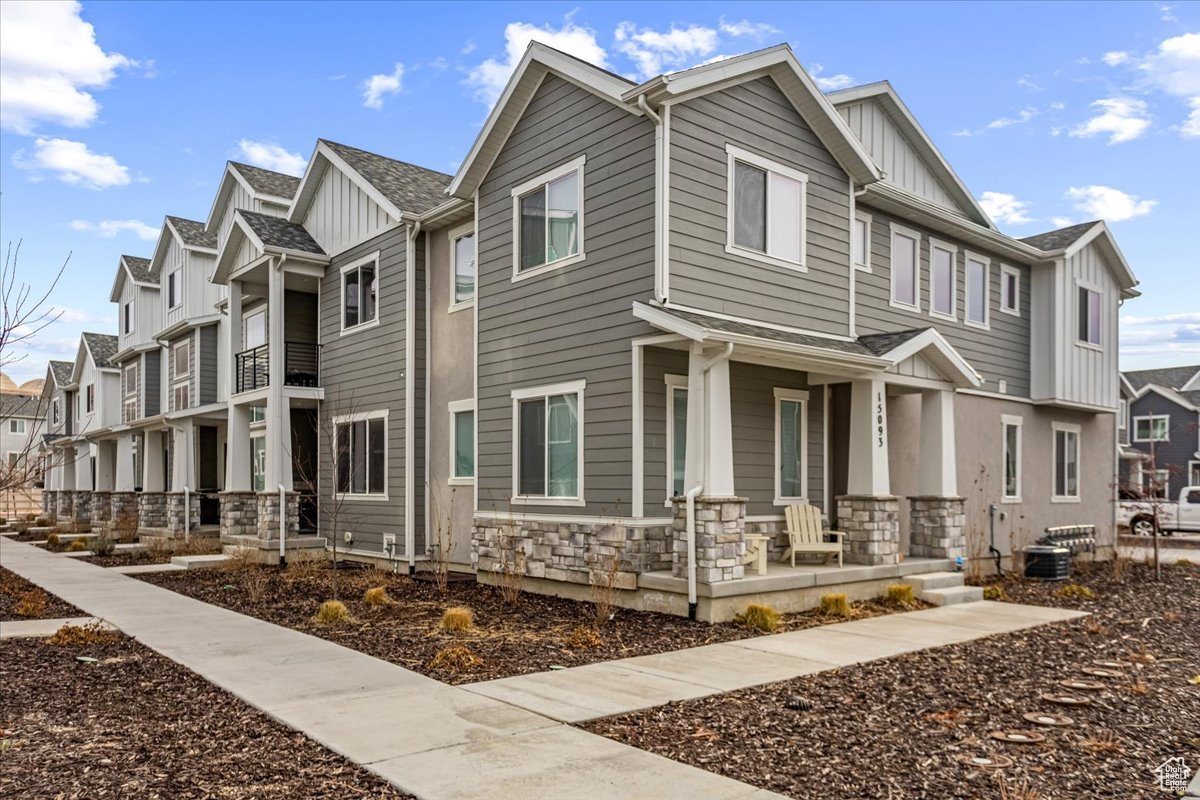 DAY RANCH TOWNS PHASE 2 - Residential