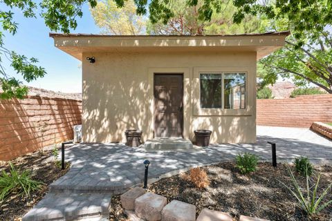 Tiny photo for 2712 RIO VISTA DR, Saint George, UT 84790 (MLS # 2129490)
