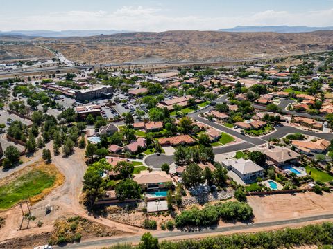 Tiny photo for 2712 RIO VISTA DR, Saint George, UT 84790 (MLS # 2129490)