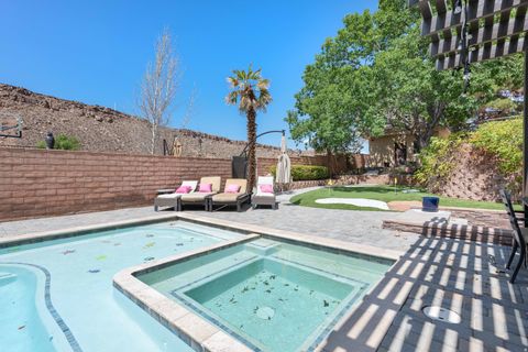 Tiny photo for 2712 RIO VISTA DR, Saint George, UT 84790 (MLS # 2129490)