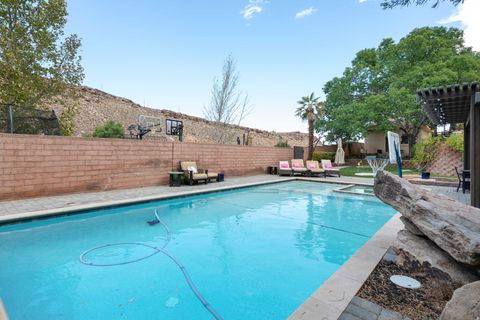 Tiny photo for 2712 RIO VISTA DR, Saint George, UT 84790 (MLS # 2129490)