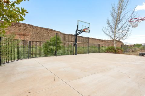 Tiny photo for 2712 RIO VISTA DR, Saint George, UT 84790 (MLS # 2129490)