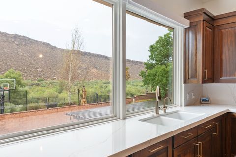 Tiny photo for 2712 RIO VISTA DR, Saint George, UT 84790 (MLS # 2129490)