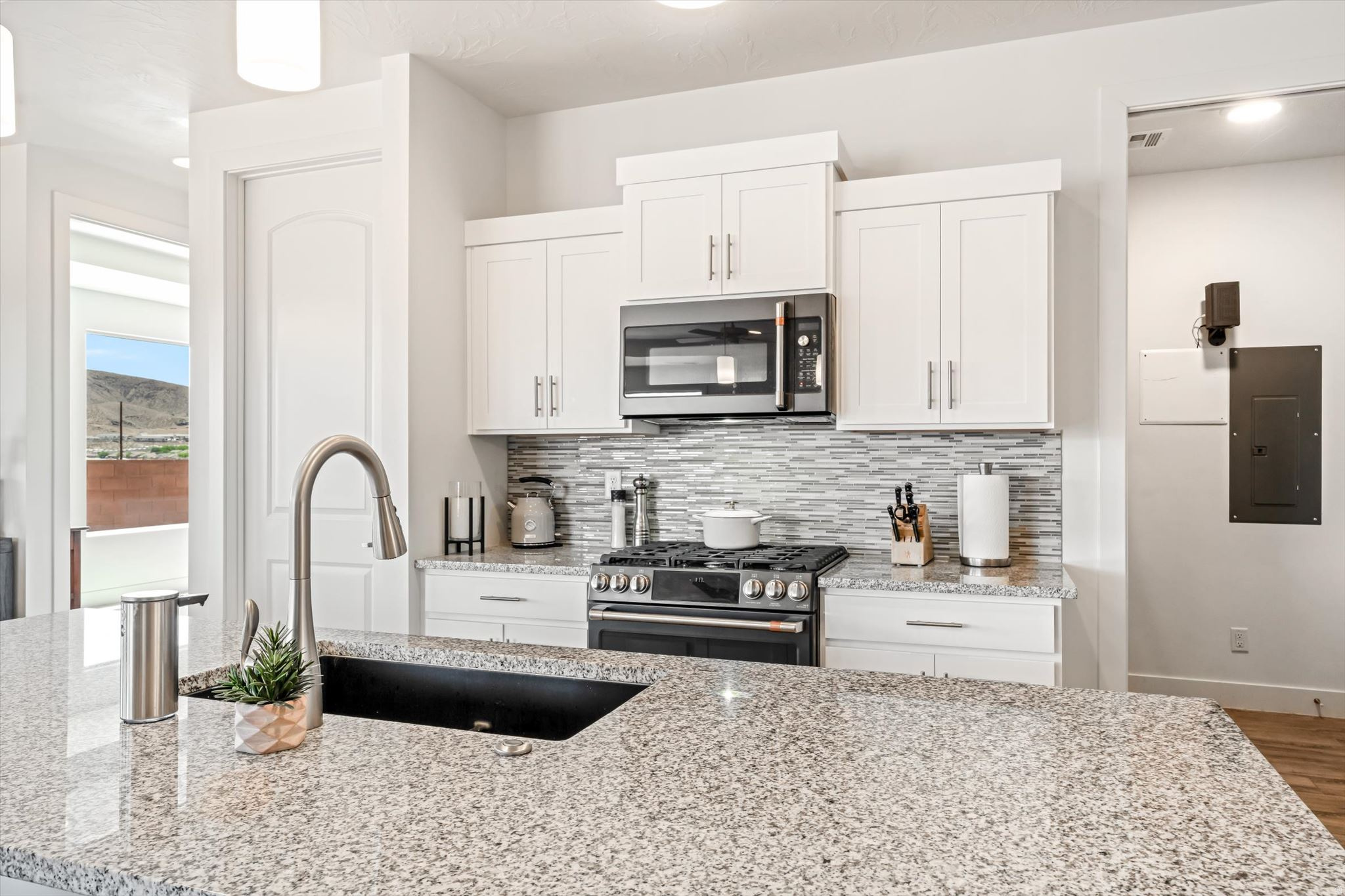 PAINTED SANDS PH 1 - Residential