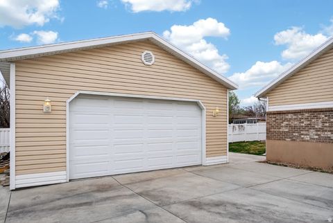 Tiny photo for 2487 W LUSTERPOINTE LN, West Jordan, UT 84088 (MLS # 2144068)