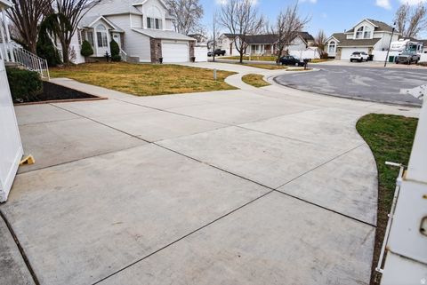 Tiny photo for 2487 W LUSTERPOINTE LN, West Jordan, UT 84088 (MLS # 2144068)