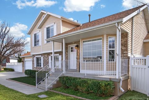 Tiny photo for 2487 W LUSTERPOINTE LN, West Jordan, UT 84088 (MLS # 2144068)