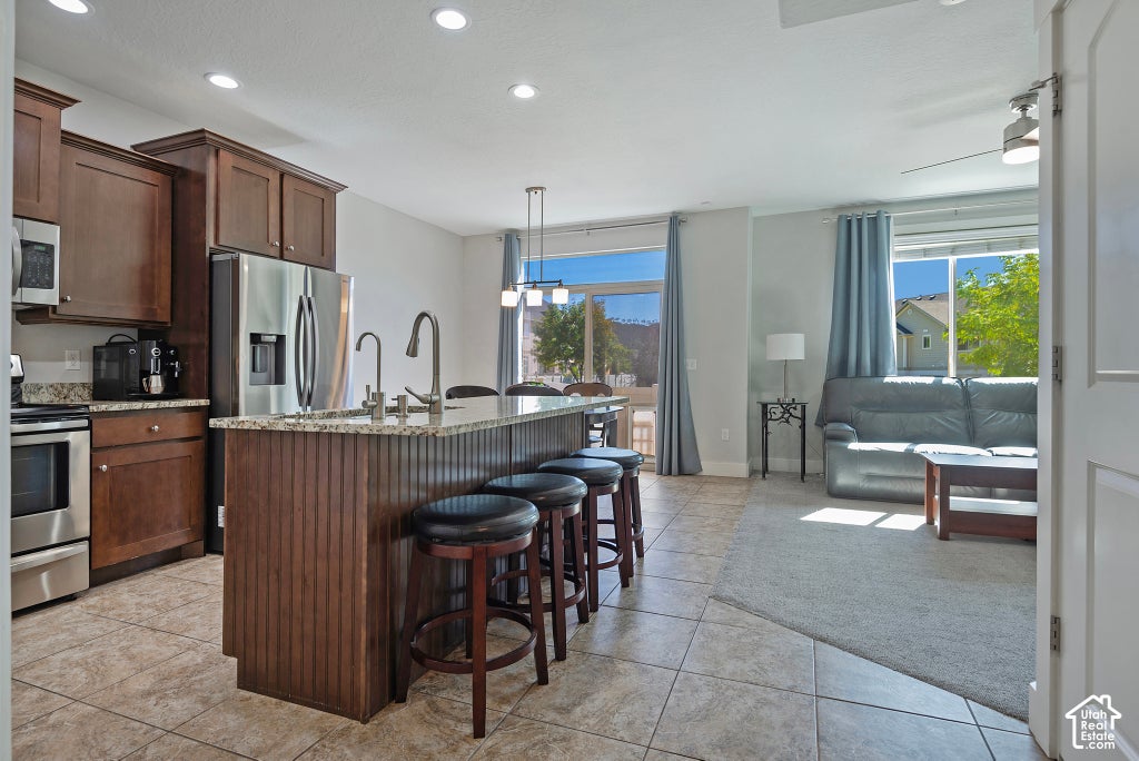 Photo of 614 E AUTUMN BRANCH WAY, Draper, UT 84020 (MLS # 2189011)