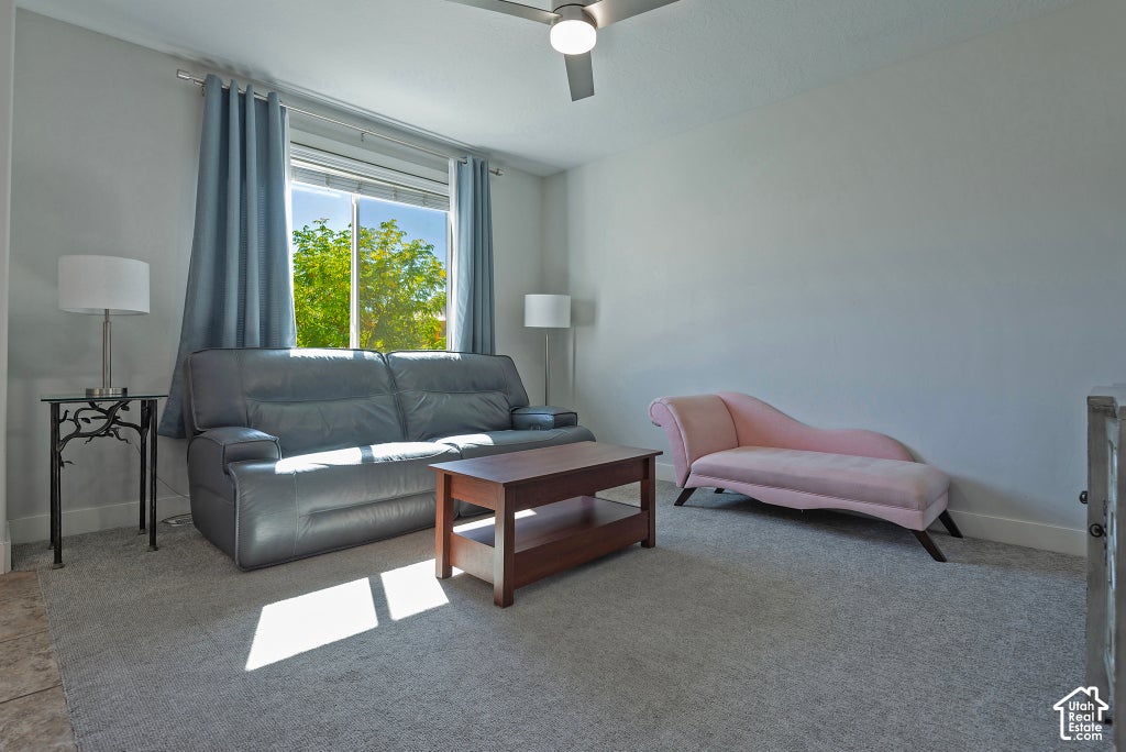Photo of 614 E AUTUMN BRANCH WAY, Draper, UT 84020 (MLS # 2189011)