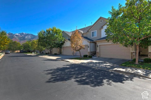 Tiny photo for 614 E AUTUMN BRANCH WAY, Draper, UT 84020 (MLS # 2189011)