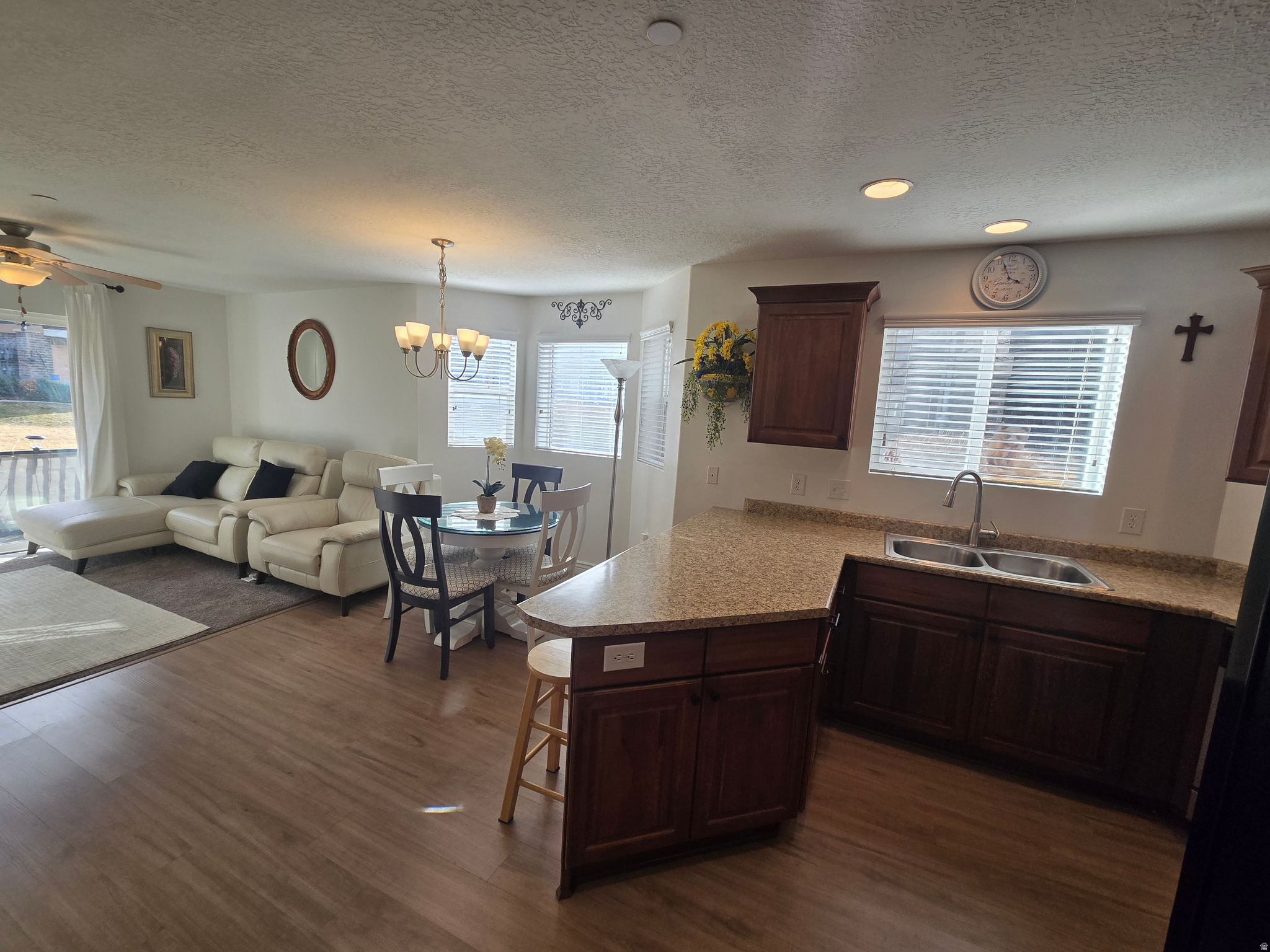 EAST TOWN VILLAGE PH 2 - Residential