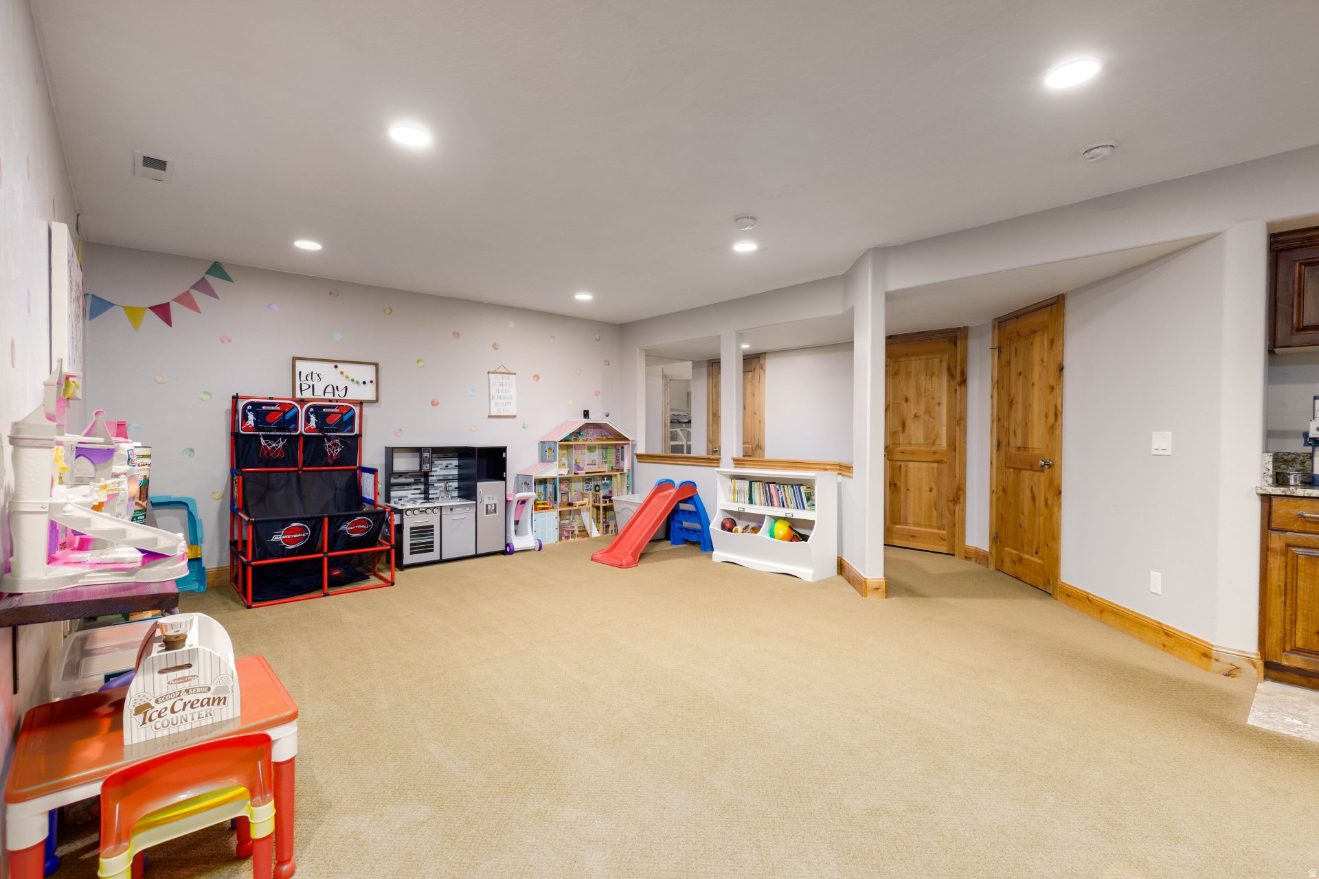 THE VILLAGE ON THE HEIGHTS PH 1 - Residential