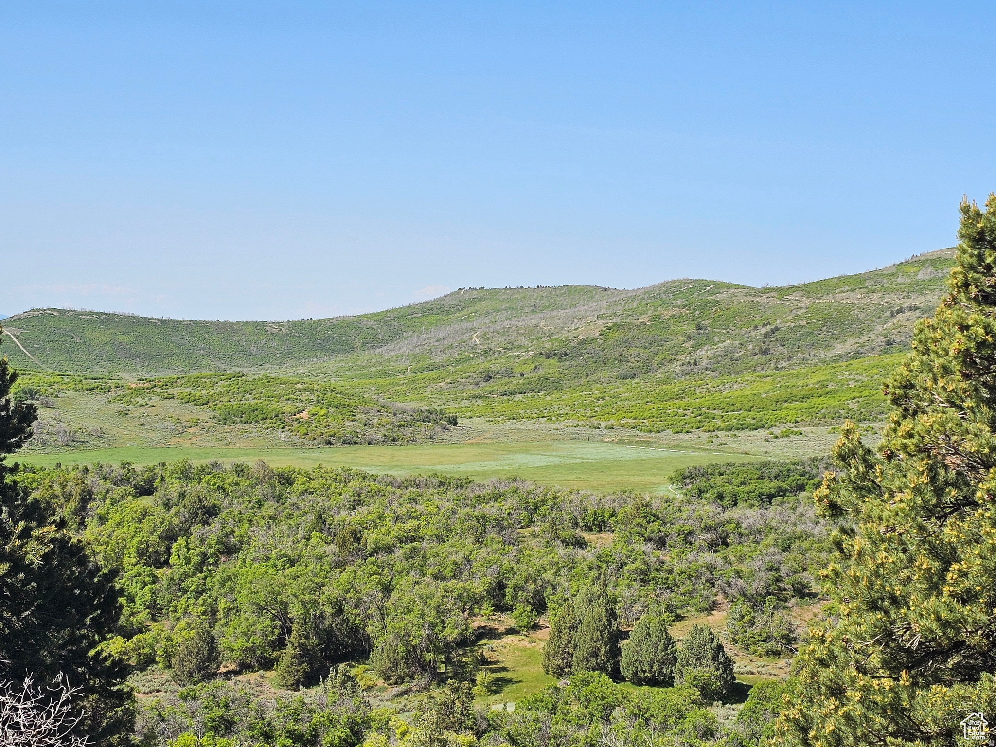 HIDEAWAY VALLEY - Land