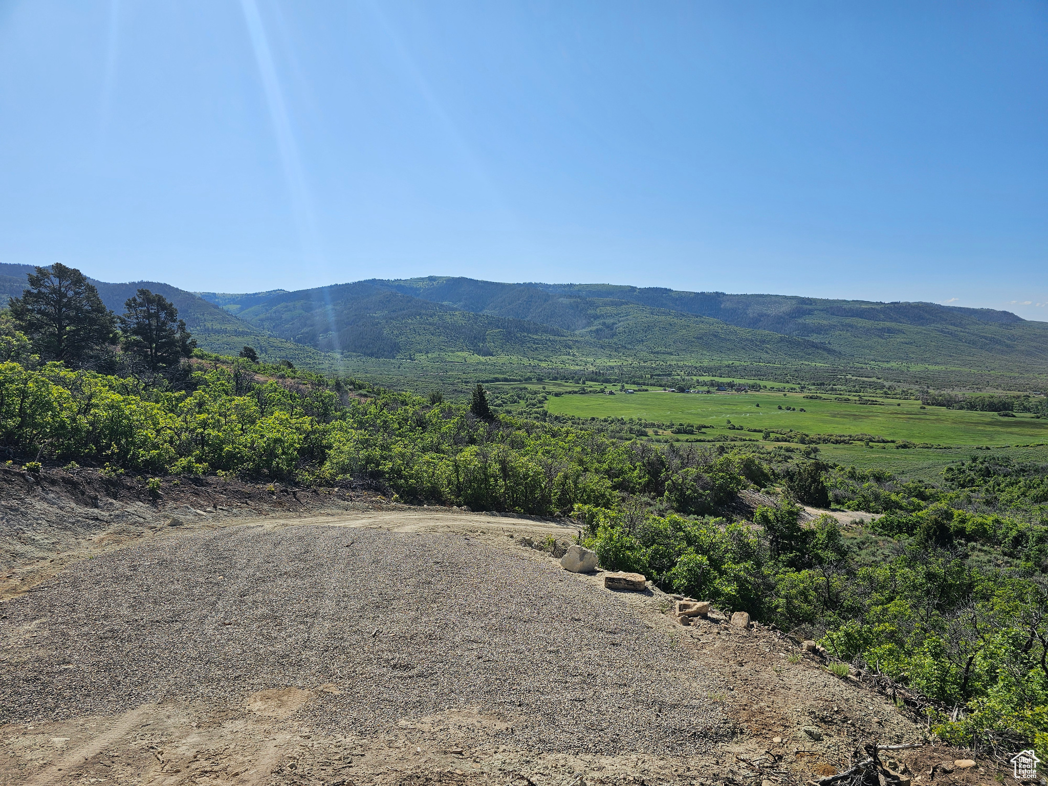 HIDEAWAY VALLEY - Land